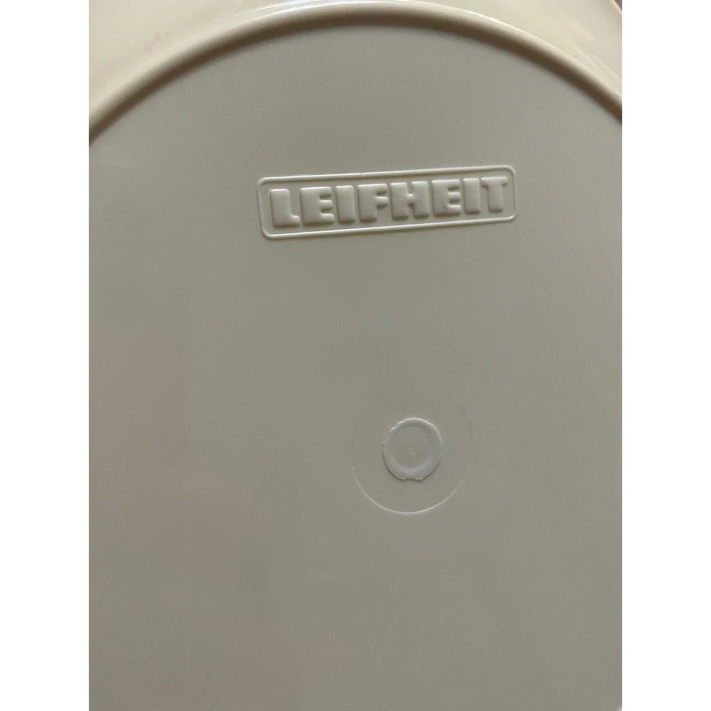 Leifheit Thermal Gravy Boat Insulated Sauce Server Cream Plastic Stainless Steel
